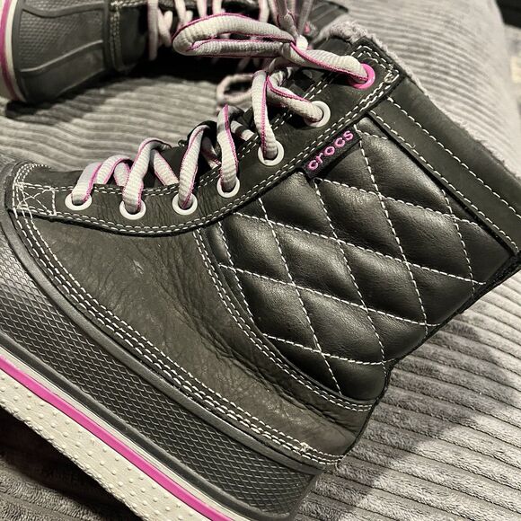 Crocs Womens 7 US AllCast Waterproof Duck Boot Snow Weather Black Purple Gray - Picture 4 of 10